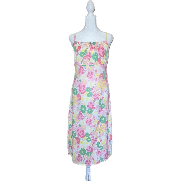 Floral Square Neck Midi Dress with Ruched Bust and Slit - Picture 2 of 12